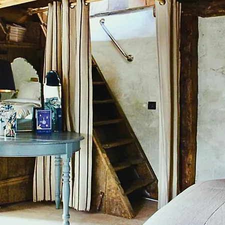 A Unique Designer With Character * Bourg-Saint-Maurice